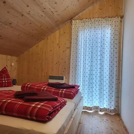 Paal 162 - Tolle Aussicht, 2 Terasssen, Grosses Grundstueck