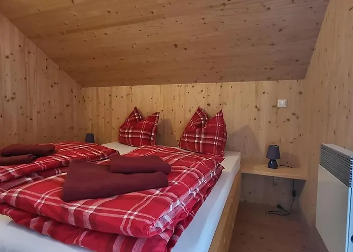 Paal 162 - Tolle Aussicht, 2 Terasssen, Grosses Grundstueck Stadl an der Mur