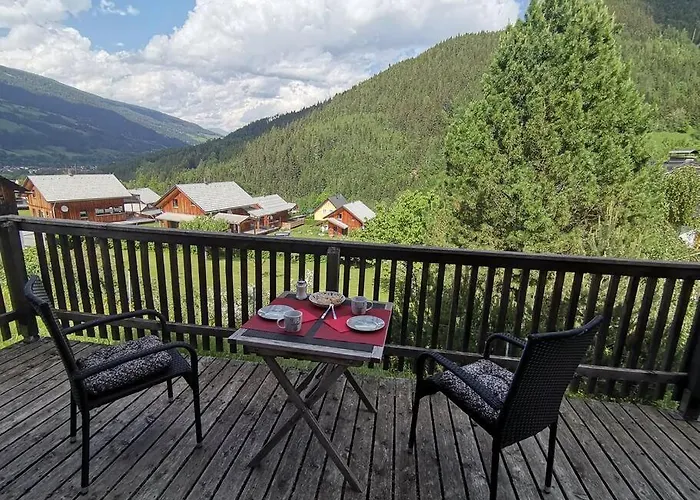 Paal 162 - Tolle Aussicht, 2 Terasssen, Grosses Grundstueck بيت للعطل